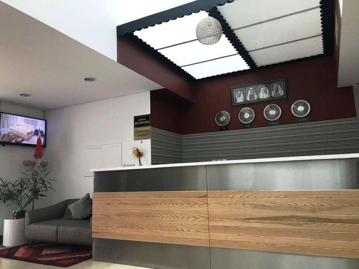 Stout Apartments Манама Екстериор снимка